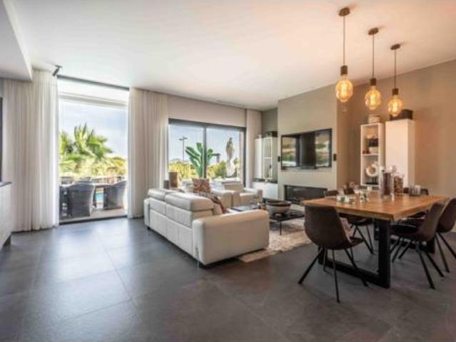 Piso en venta en la Marina Baixa, Valencia