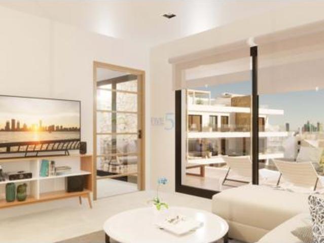 Piso en venta en la Marina Baixa, Valencia