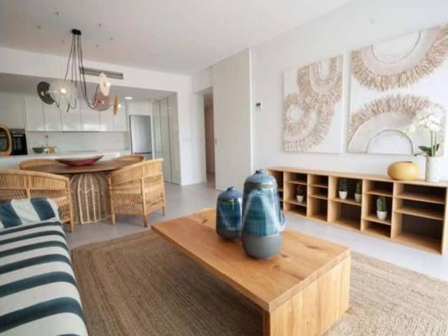 Piso en venta en la Marina Baixa, Valencia
