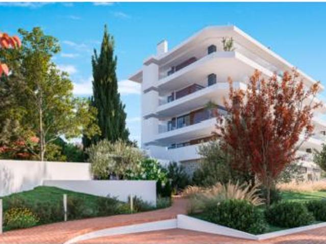 Piso en venta en Los Pacos, Costa del Sol Occidental