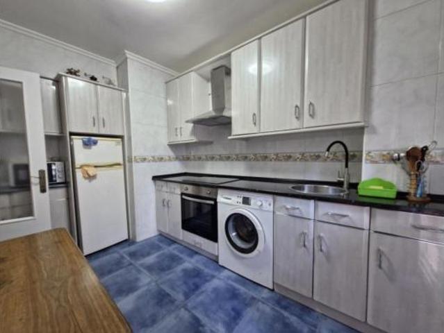 Piso en venta en Urreta, Galdakao