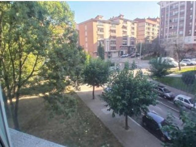 Piso en venta en Kurtzea, Galdakao