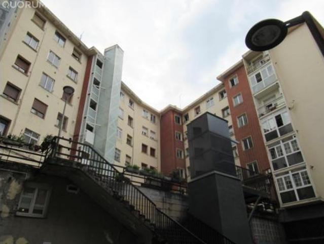 Piso en venta en Kurtzea, Galdakao