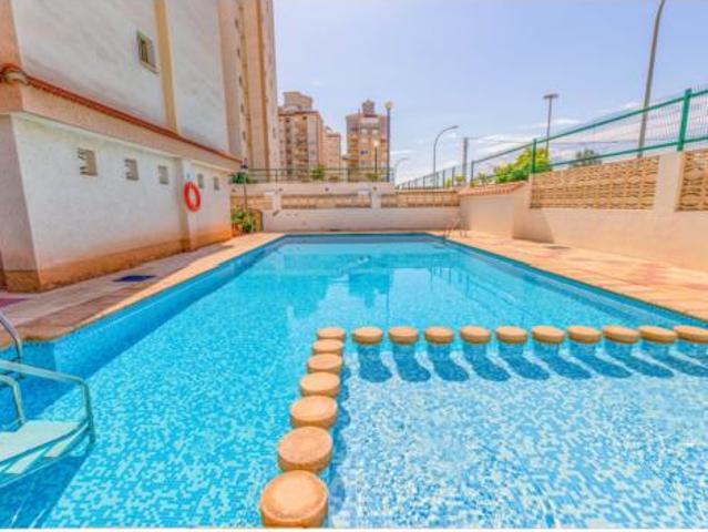 Piso en venta en Gandía, el Grau