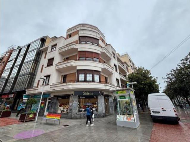 Piso en venta en Algorta, Getxo