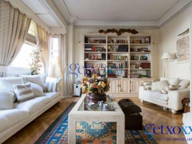 Piso en venta en Areeta, Getxo