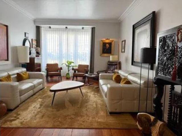 Piso en venta en Areeta, Getxo