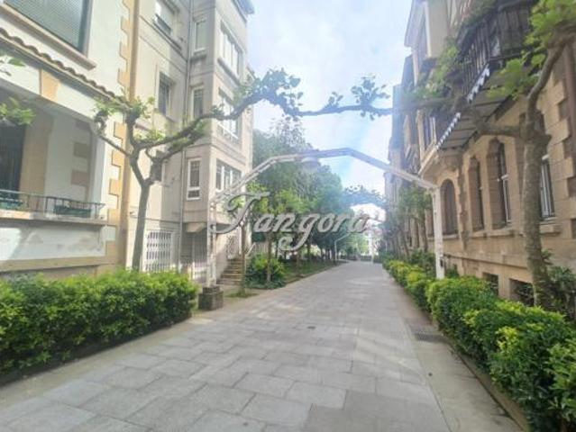 Piso en venta en Alde Zaharra, Getxo