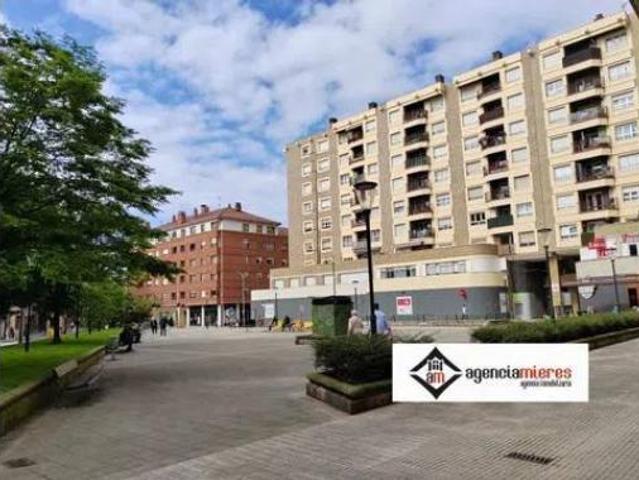 Piso en venta en El Llano, Gijón