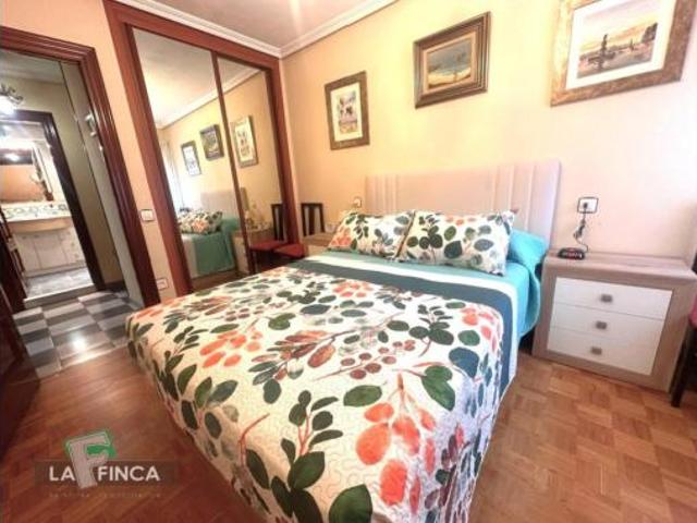 Piso en venta en El Llano, Gijón