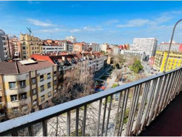 Piso en venta en El Carmen, Gijón