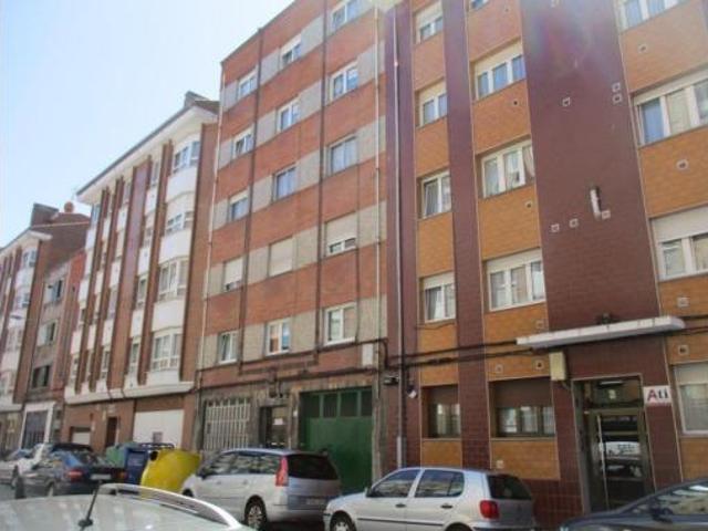 Piso en venta en El Llano, Gijón