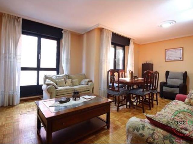 Piso en venta en El Llano, Gijón