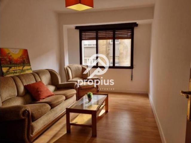 Piso en venta en El Llano, Gijón
