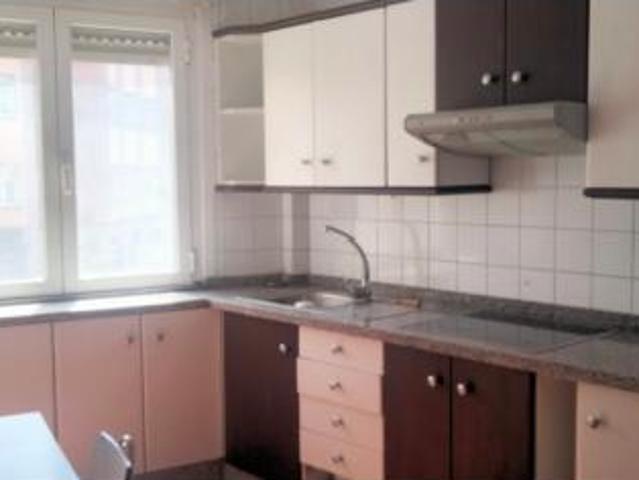 Piso en venta en El Llano, Gijón