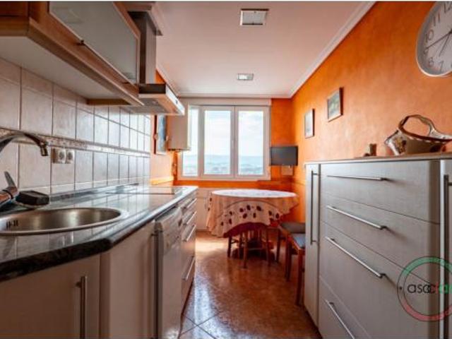 Piso en venta en Gijón / Xixón