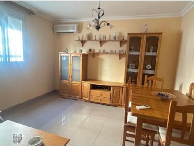 Piso en venta en Barrio de Nicolás, Gines