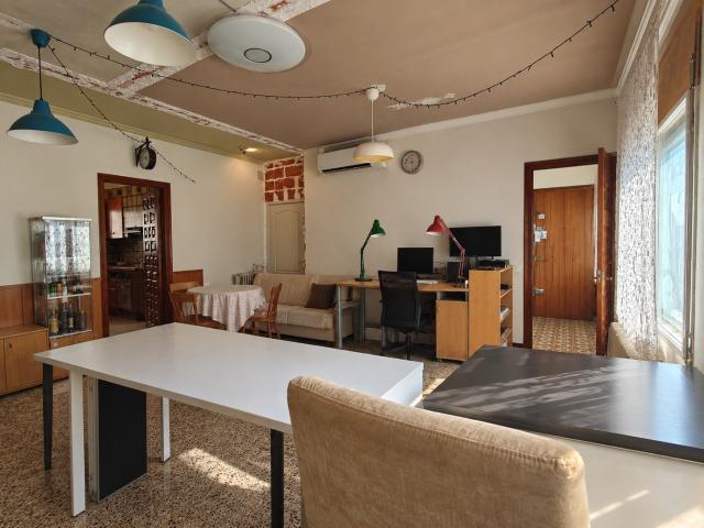 Piso en venta en Besalú, Girona