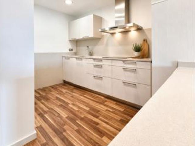 Piso en venta en Montjuïc, Gironès