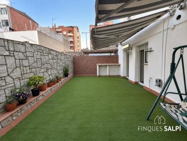 Piso en venta en Santa Eugènia, Gironès