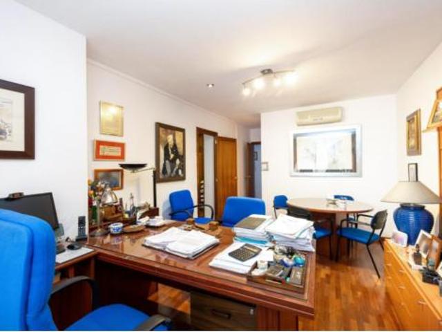 Piso en venta en Centro, Comarca de la Vega de Granada