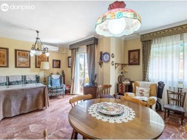Piso en venta en Ronda, Granada
