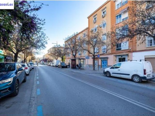 Piso en venta en Granada, Zaidín - Vergeles