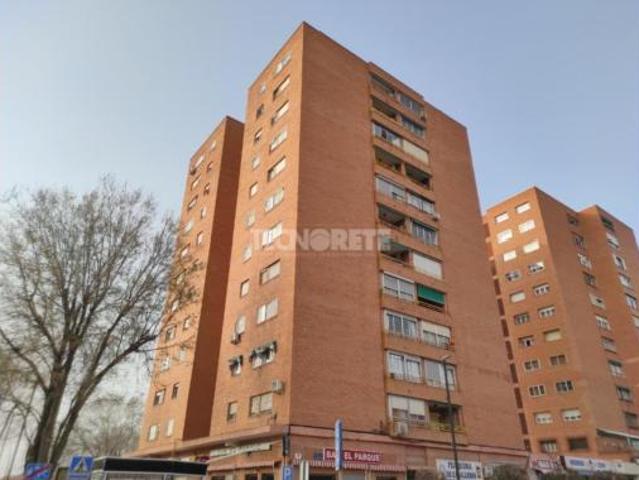 Piso en venta en Los Manantiales, Guadalajara