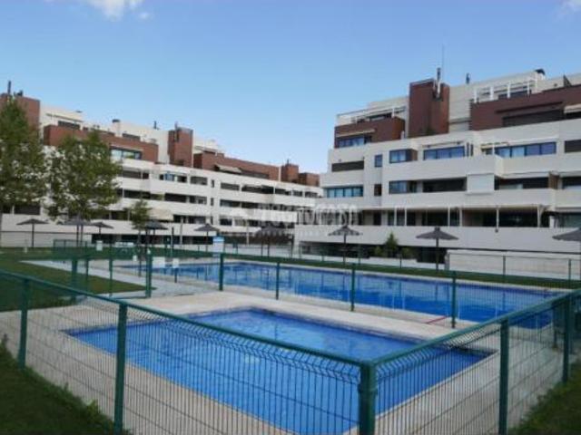 Piso en venta en Valdeluz, Yebes