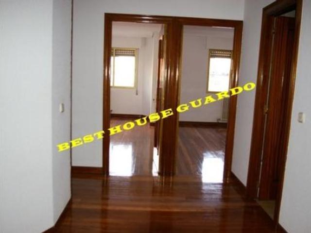Piso en venta en Guardo, Castilla y León