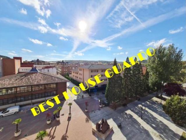 Piso en venta en Guardo, Castilla y León