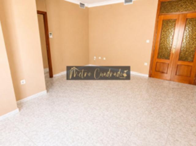 Piso en venta en Guareña, Extremadura