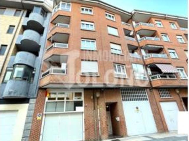 Piso en venta en Haro, La Rioja