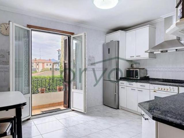 Piso en venta en Santa Barbara, Hernani