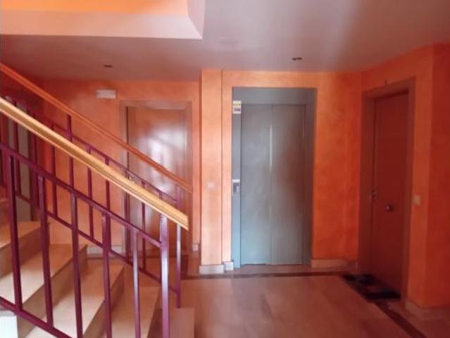 Piso en venta en Hontanares De Eresma, Castilla y León