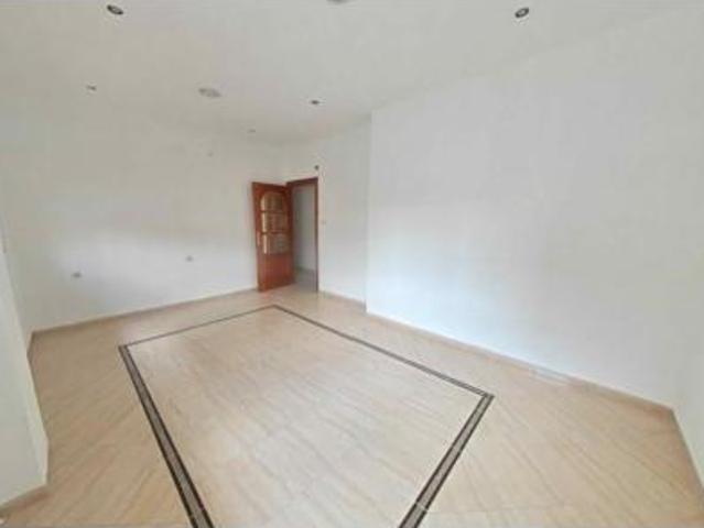 Piso en venta en Huelma, Andalucía