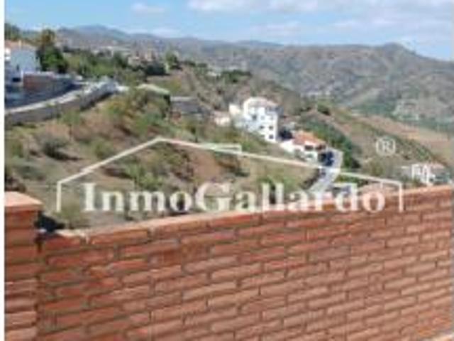 Piso en venta en Iznate