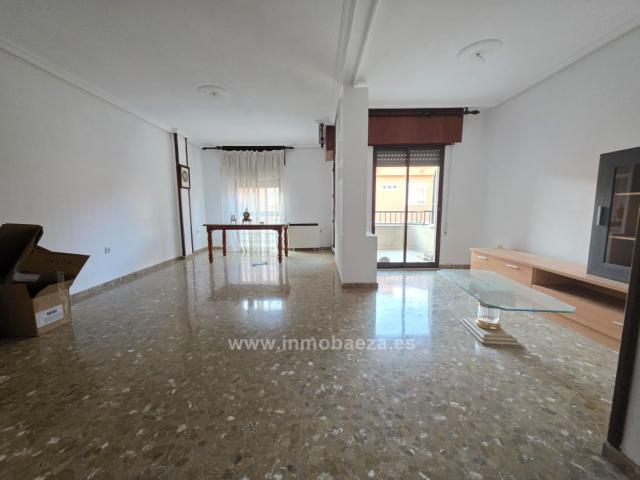 Piso en venta en Centro Histórico, Úbeda