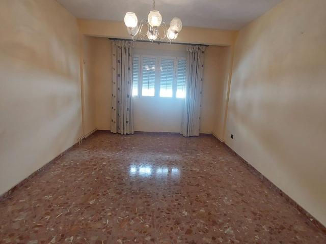 Piso en venta en Quesada, Jaén