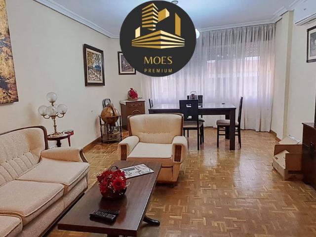 Piso en venta en Las Protegidas, Jaén