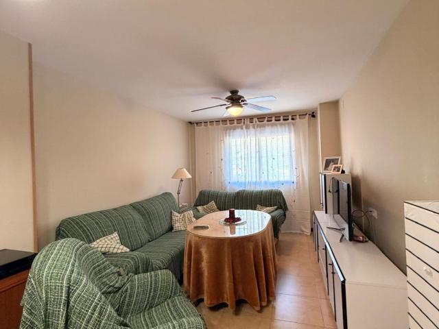 Piso en venta en Huelma, Andalucía