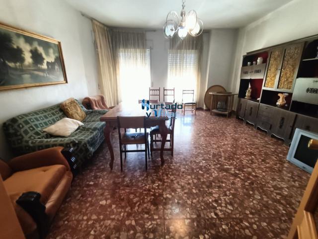 Piso en venta en Torreperogil
