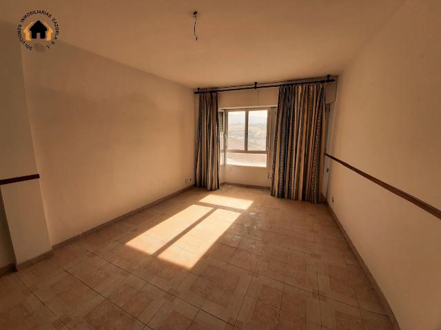 Piso en venta en Peal De Becerro, Andalucía