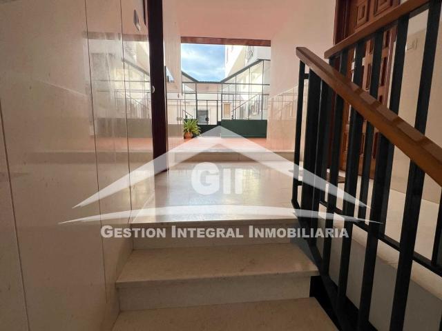 Piso en venta en Marmolejo, Andalucía