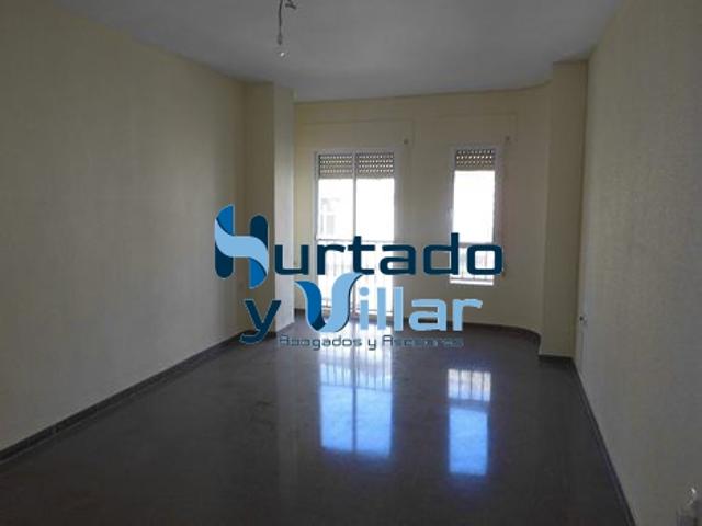 Piso en venta en Torreperogil