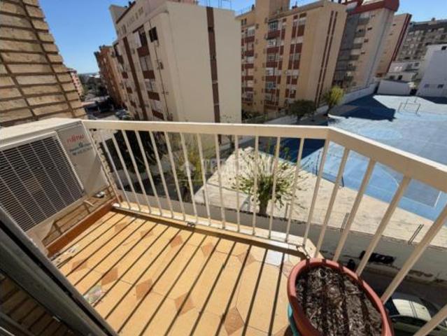Piso en venta en Las Protegidas, Jaén