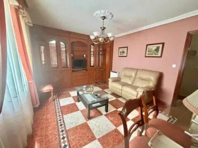 Piso en venta en Las Protegidas, Jaén
