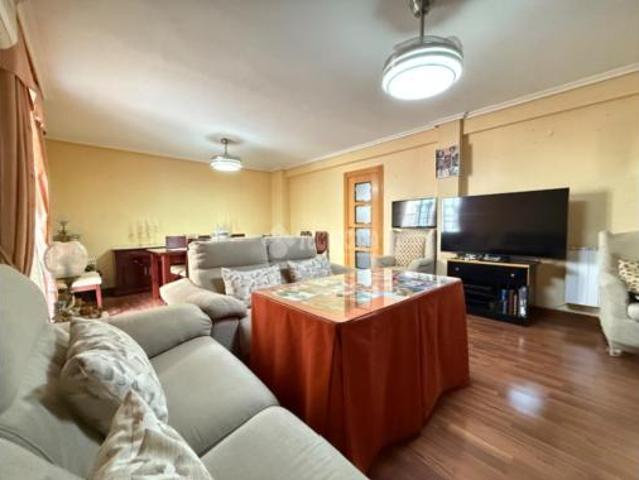 Piso en venta en San Bartolomé, Jaén