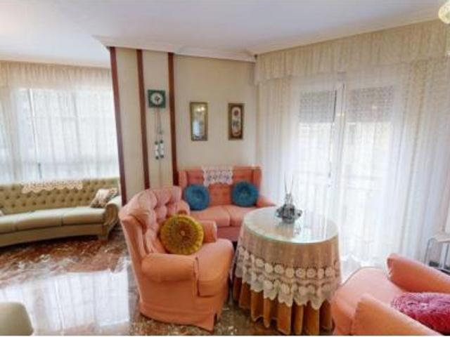 Piso en venta en San Ildefonso, Jaén