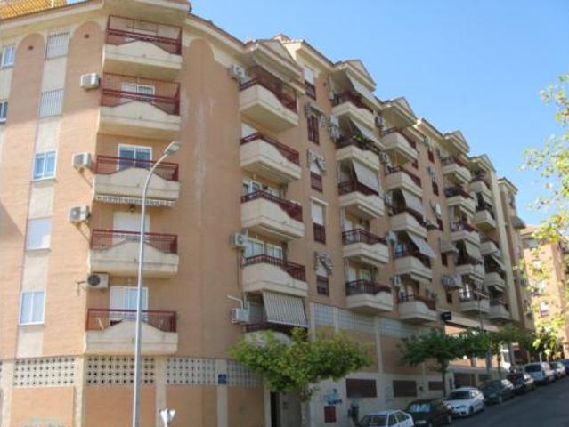 Piso en venta en Urbanización Azahar, Jaén